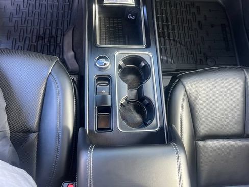 Certified 2024 Lincoln Corsair AWD w/ Equipment Group 101A image 30