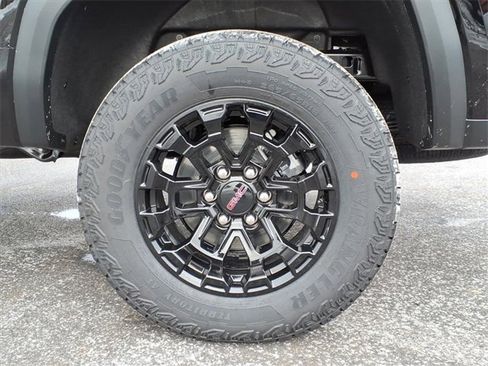 New 2026 GMC Canyon Elevation image 8