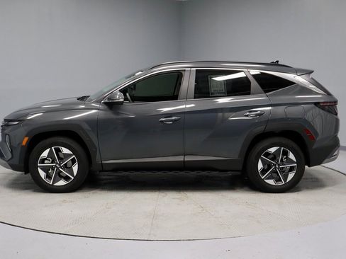 Certified 2025 Hyundai Tucson SEL image 9