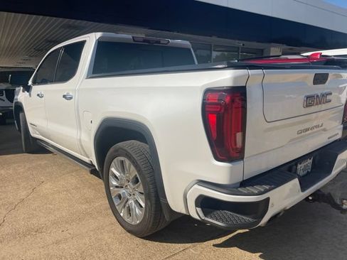Used 2020 GMC Sierra 1500 Denali w/ Denali Ultimate Package AWD/4WD image 4