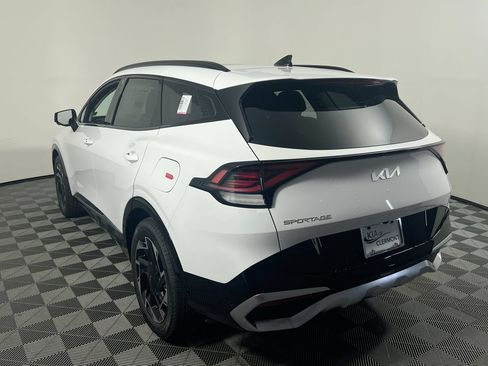 Certified 2025 Kia Sportage SX FWD image 7