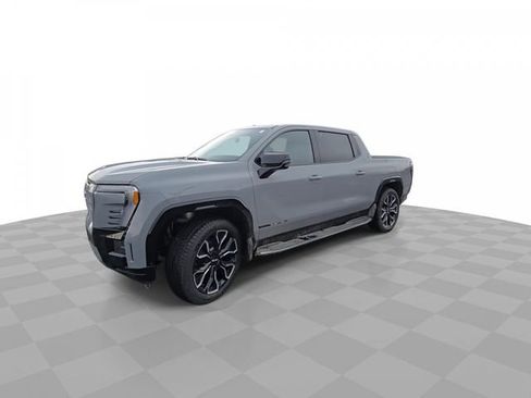 New 2024 GMC Sierra EV Denali image 4