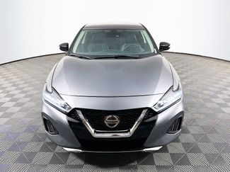 Used 2022 Nissan Maxima SV w/ Floor Mat Group FWD video 2