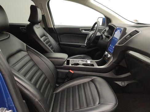 Used 2024 Ford Edge SEL image 21