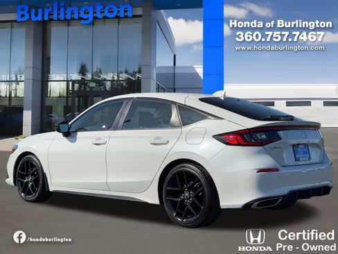 Used 2023 Honda Civic Sport Touring image 4