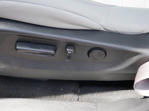 Used 2018 Honda CR-V EX image 20