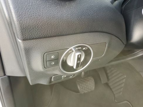 Used 2016 Mercedes-Benz GLA 250 4MATIC image 16