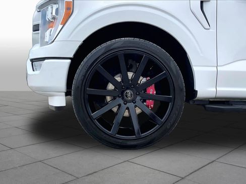 Used 2023 Ford F150 XLT w/ Equipment Group 302A High RWD image 11
