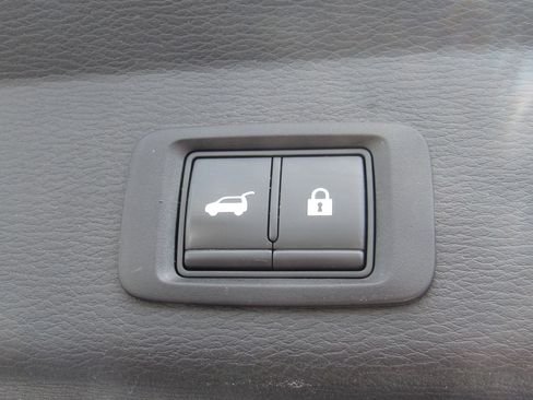 Used 2022 Mitsubishi Outlander SE image 6