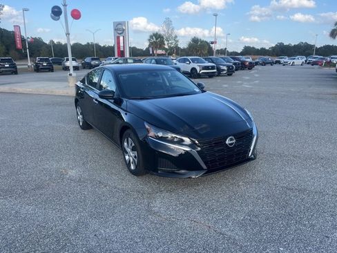 New 2025 Nissan Altima 2.5 S image 2