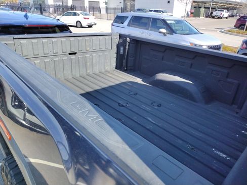 Used 2021 GMC Sierra 2500 AT4 w/ AT4 Premium Plus Package image 6