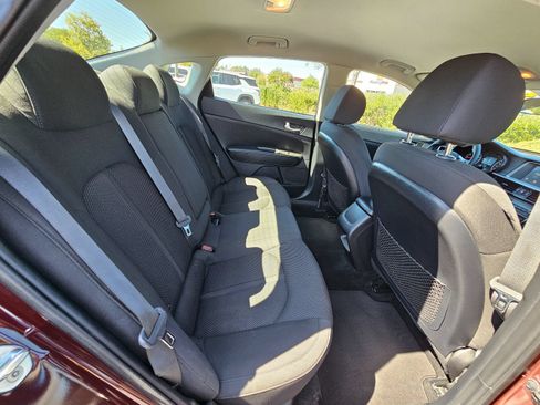 Used 2020 Kia Optima LX FWD image 29