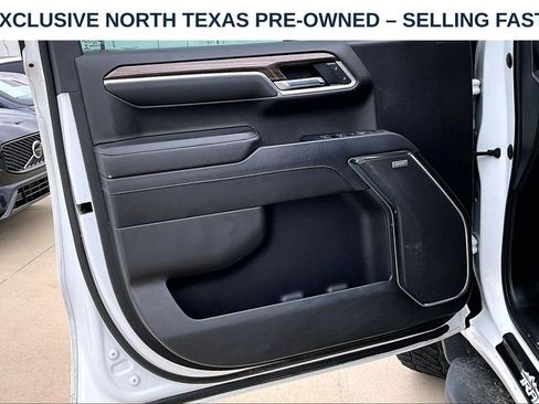 Used 2022 Chevrolet Silverado 1500 LT Trail Boss w/ Convenience Package II AWD/4WD image 22