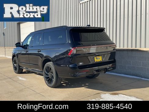 Used 2025 Lincoln Navigator L Reserve w/ Jet Appearance Package image 3