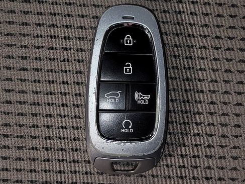 Used 2023 Hyundai Santa Fe SEL FWD image 32
