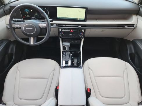 Used 2025 Hyundai Tucson SEL FWD image 24