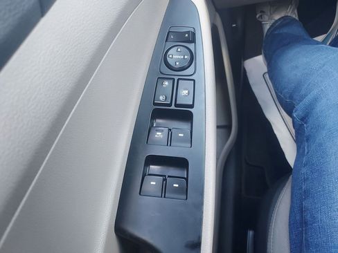 Used 2019 Hyundai Tucson Value AWD/4WD image 22