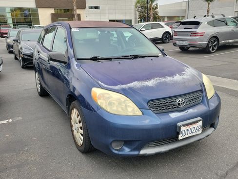 Used 2006 Toyota Matrix FWD image 3