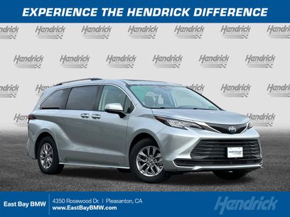 Used 2022 Toyota Sienna LE