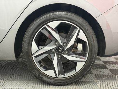 Used 2023 Hyundai Elantra Limited FWD image 35
