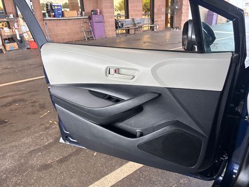 Used 2024 Toyota Corolla LE FWD image 6