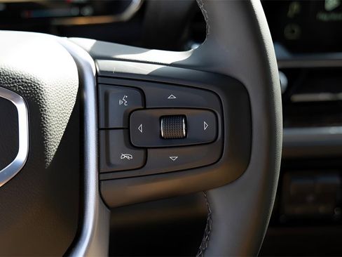 New 2026 GMC Sierra 1500 Elevation image 13