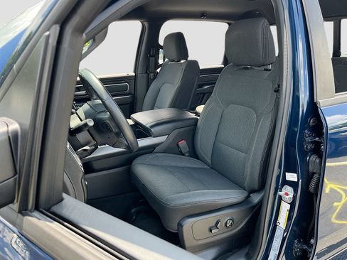 Used 2020 RAM 1500 Big Horn AWD/4WD image 18