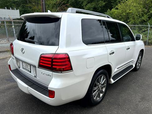 Used 2010 Lexus LX 570 4WD image 5