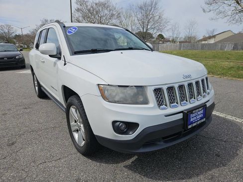 Used 2014 Jeep Compass Latitude image 8