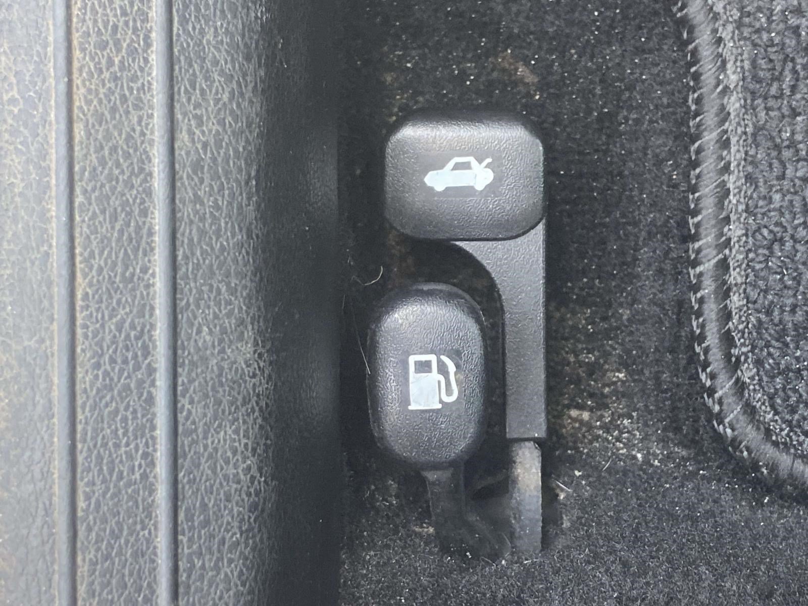 Used 2021 Kia Forte LXS FWD image 16