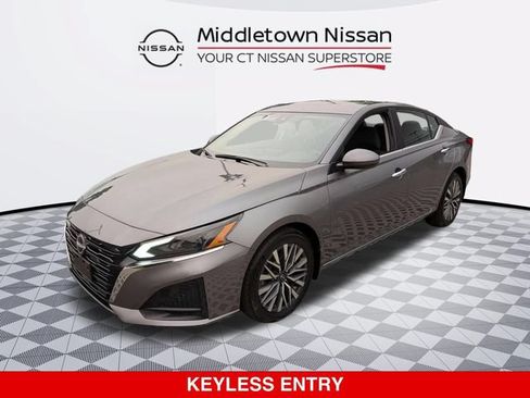 Certified 2023 Nissan Altima 2.5 SV FWD image 8