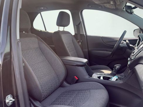 Used 2024 Chevrolet Equinox LT AWD/4WD image 26