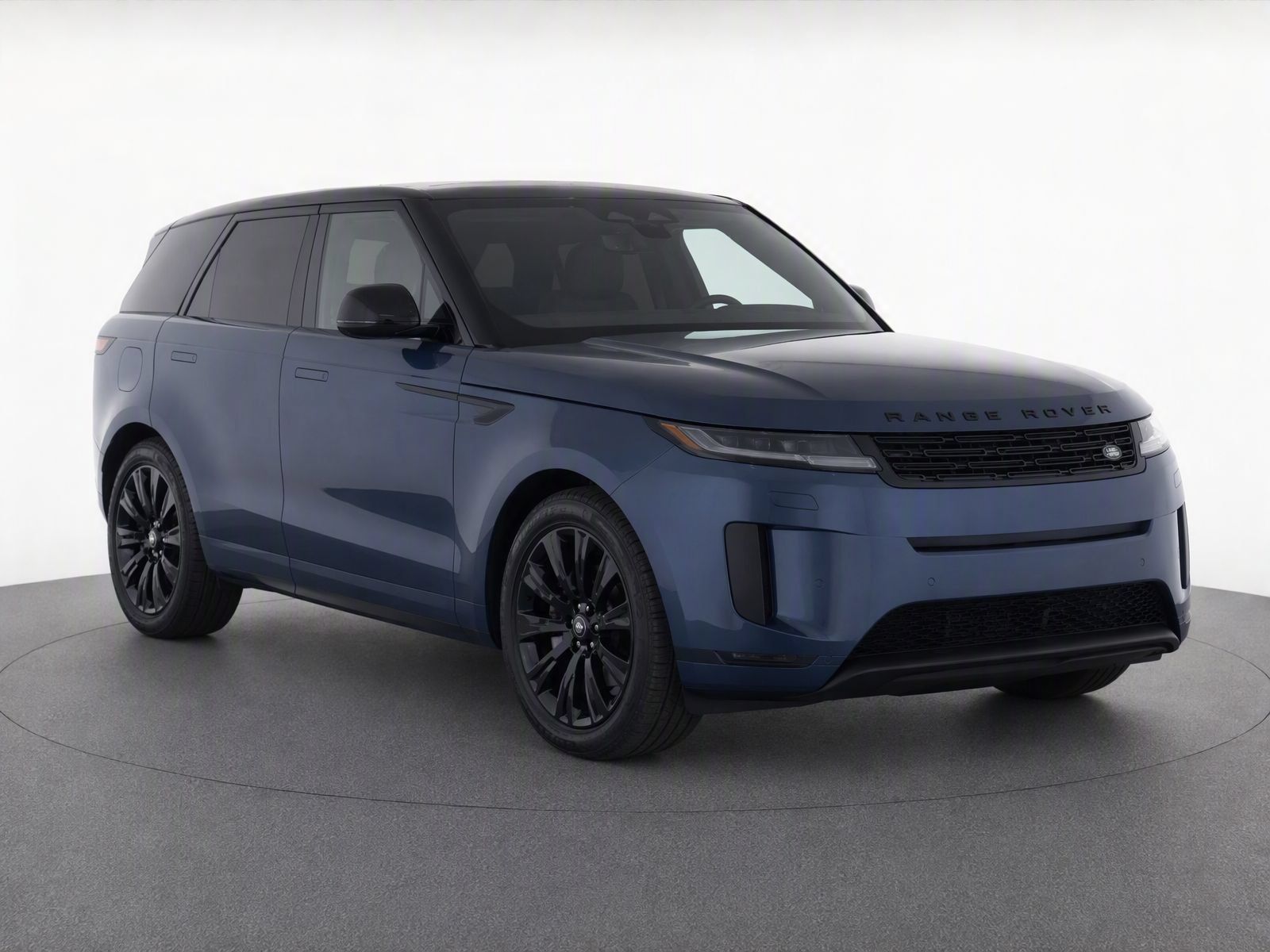 Used 2026 Land Rover Range Rover Evoque S AWD/4WD image 2