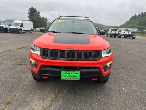 Used 2020 Jeep Compass Trailhawk w/ Cold Weather Group AWD/4WD image 2