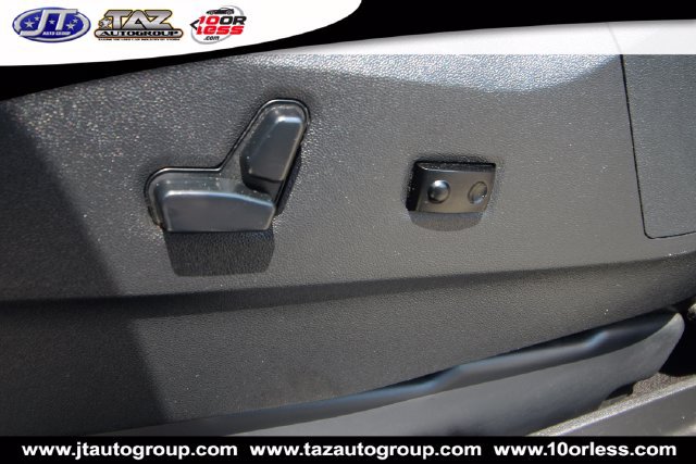 Used 2020 Dodge Grand Caravan SXT FWD image 10