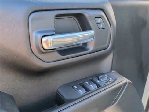 Used 2023 GMC Sierra 1500 Pro w/ Pro Value Package image 11