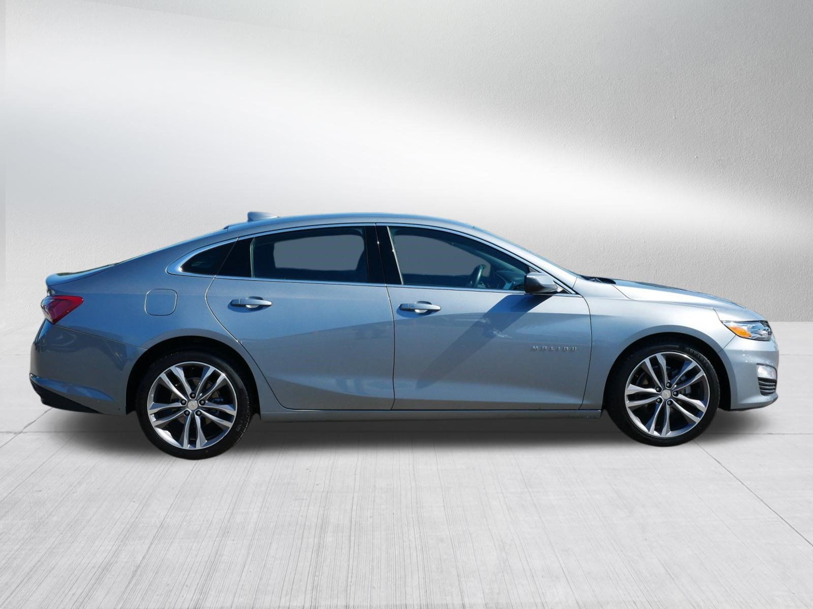 Used 2024 Chevrolet Malibu LT FWD image 8