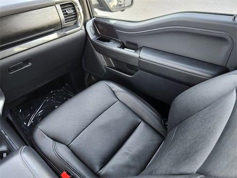 Certified 2022 Ford F150 XLT w/ Equipment Group 302A High image 15