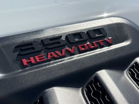 New 2027 RAM 3500 Laramie AWD/4WD image 10