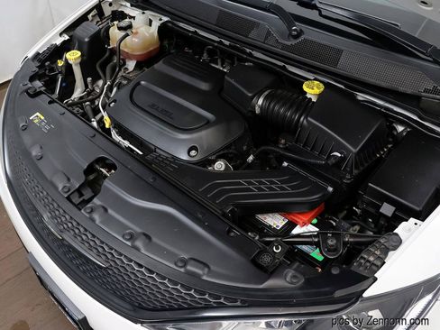 Used 2020 Chrysler Pacifica Touring w/ S Appearance Package FWD image 39