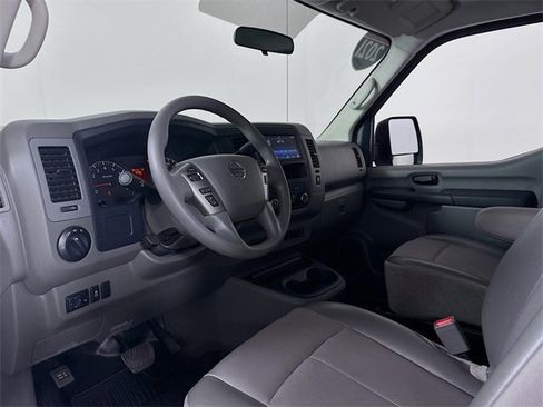 Used 2021 Nissan NV 3500 S image 7