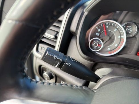 Used 2024 RAM 3500 Big Horn image 26