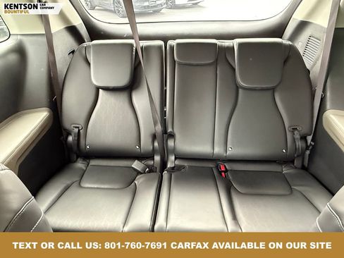 Used 2025 Kia Carnival image 35