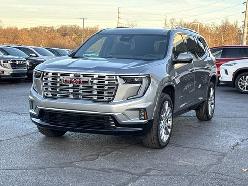 New 2026 GMC Acadia Denali w/ Super Cruise Package FWD image 13