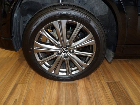 Certified 2025 MAZDA CX-5 Signature image 5