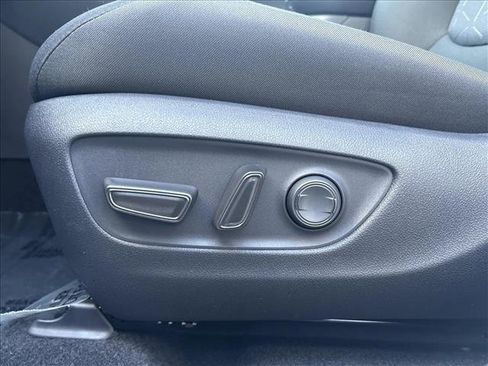 New 2025 Toyota RAV4 XLE image 12