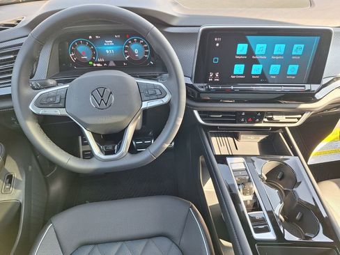 New 2026 Volkswagen Atlas Cross Sport SEL Premium R-Line AWD/4WD image 20