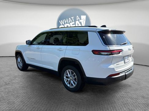 Used 2023 Jeep Grand Cherokee L Laredo AWD/4WD image 6