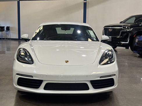 Used 2019 Porsche 718 Cayman RWD image 6