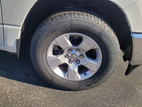 Used 2023 RAM 1500 Big Horn image 9